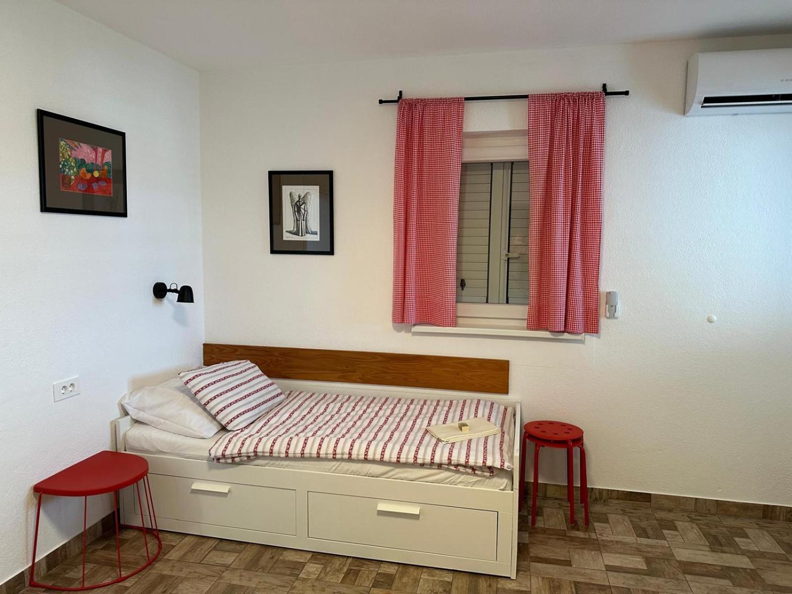 Apartments "Laci" Krk Town Extérieur photo