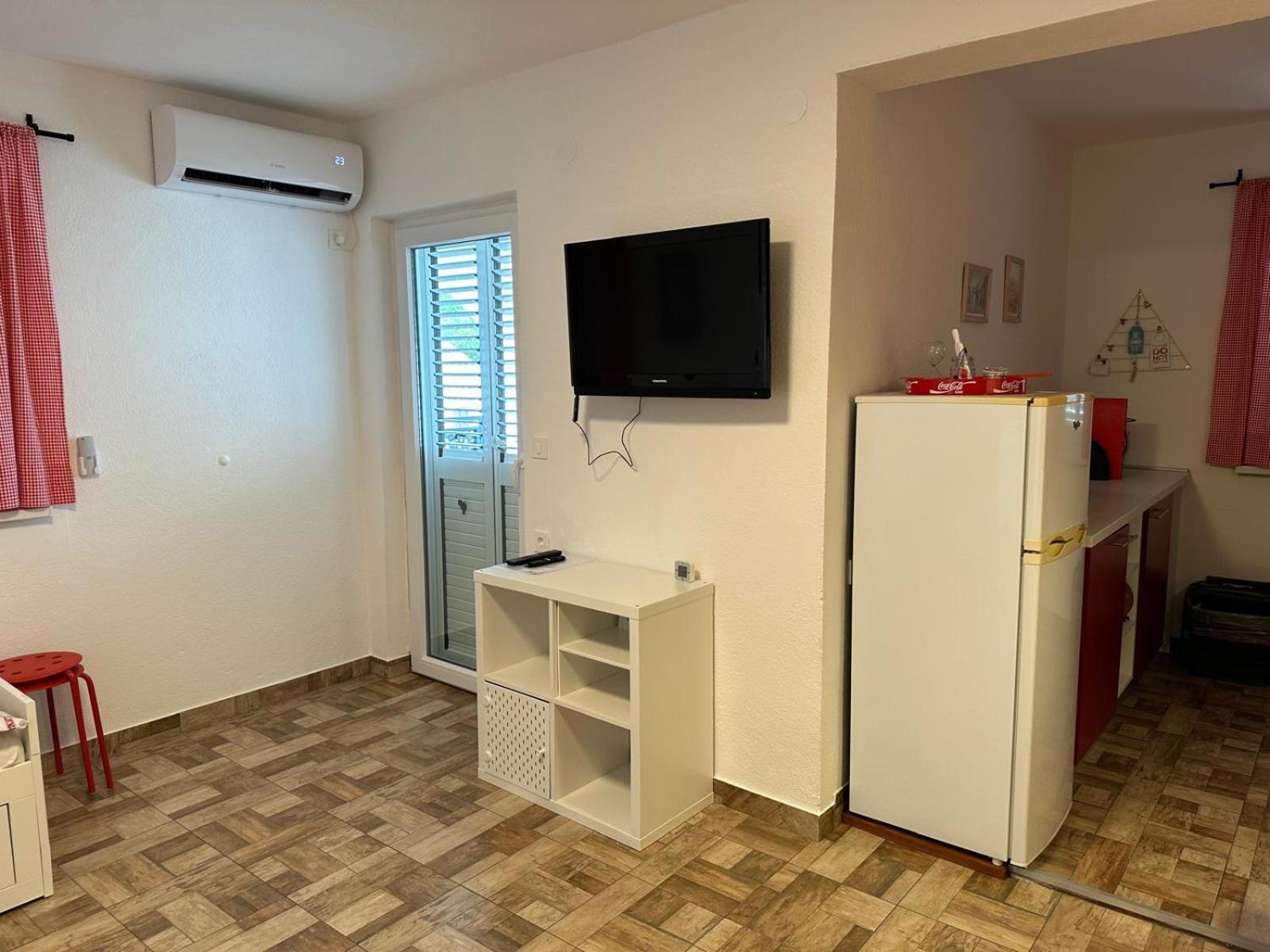Apartments "Laci" Krk Town Extérieur photo